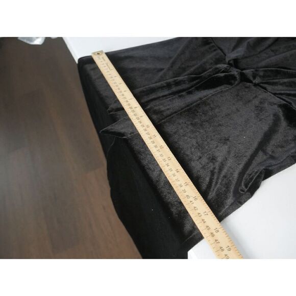 CeCe Women's Black Velvet Long-Sleeve Tie-Waist V-Neck Jumpsuit M - Picture 8 of 11